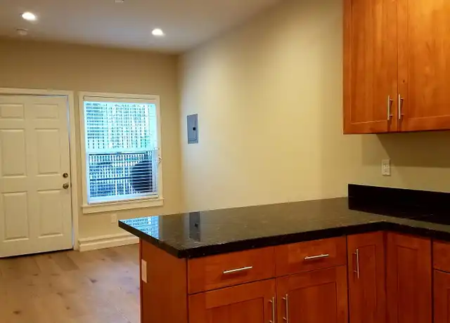 Property at 2190 Grove St Unit 18, San Francisco, CA, 94117, 0 beds, 1 bath, [object Object]