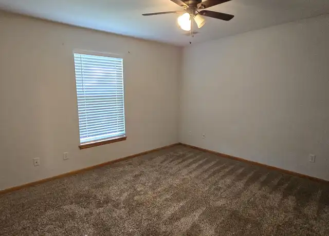 Property at 236 SW Chartwell Cir, Lees Summit, MO, 64082, 3 beds, 2 baths, [object Object]