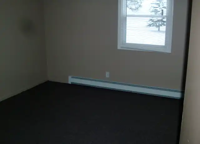 Property at 3010 Byron Center Ave SW Unit 301, Wyoming, MI, 49519, 2 beds, 1 bath, [object Object]