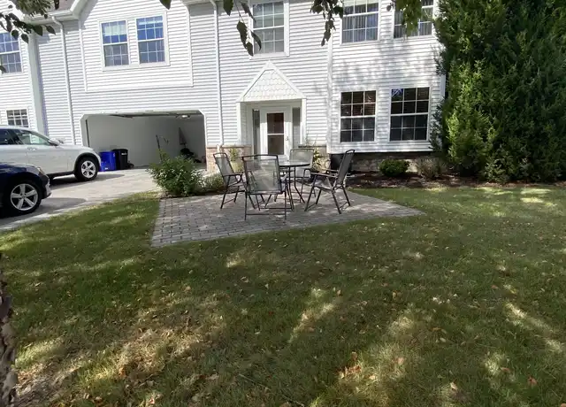 Property at 365 Lindsay Ln Unit 365, Brookfield, WI, 53045, 3 beds, 2.5 baths, [object Object]