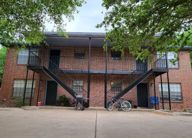 Property at 1810 Woodsman Dr, College Station, TX, 77840, 3 beds, 2 baths, [object Object]