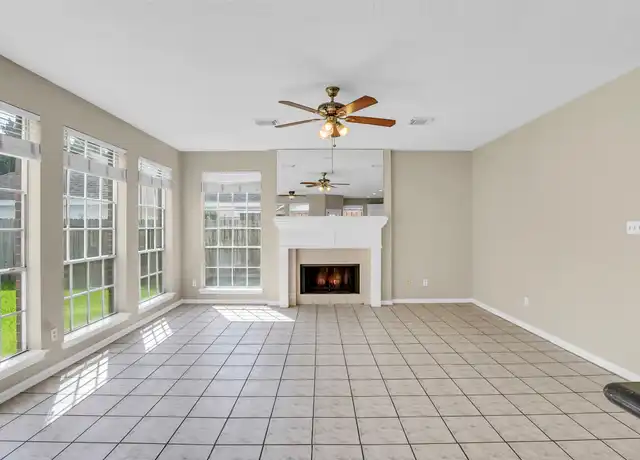 Property at 4407 Magnolia Ln, Sugar Land, TX, 77478, 4 beds, 3 baths, [object Object]