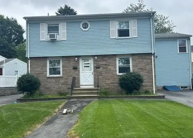Property at 192 Lexington Ave, Cranston, RI, 02910, 2 beds, 1 bath, [object Object]