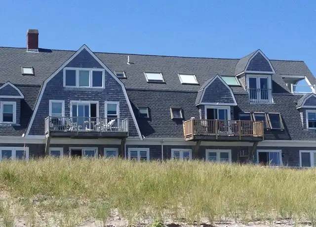 Property at 175 Beach Ave #1, Hull, MA, 02045, 1 bed, 1 bath, [object Object]