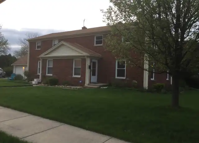 Property at 21032 W Wagar Cir Unit Duplex / Side by Side, Rocky River, OH, 44116, 3 beds, 1.5 baths, [object Object]