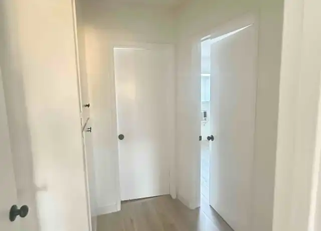 Property at 8100 Owensmouth Ave Unit 7, Canoga Park, CA, 91304, 1 bed, 1 bath, [object Object]