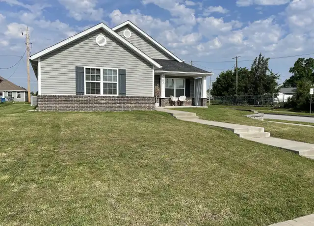 Property at 2202 S Wall Ave, Joplin, MO, 64804, 3 beds, 2 baths, [object Object]