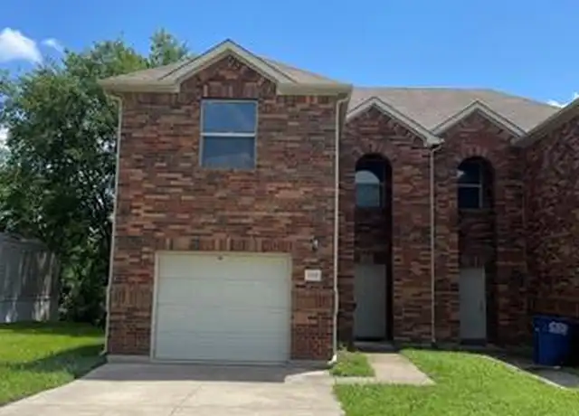 Property at 338 Castleridge Dr Unit B, Little Elm, TX, 75068, 3 beds, 2 baths, [object Object]