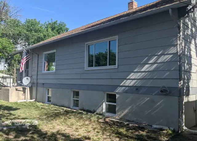 Property at 811 18th St N, Great Falls, MT, 59401, 3 beds, 2 baths, [object Object]
