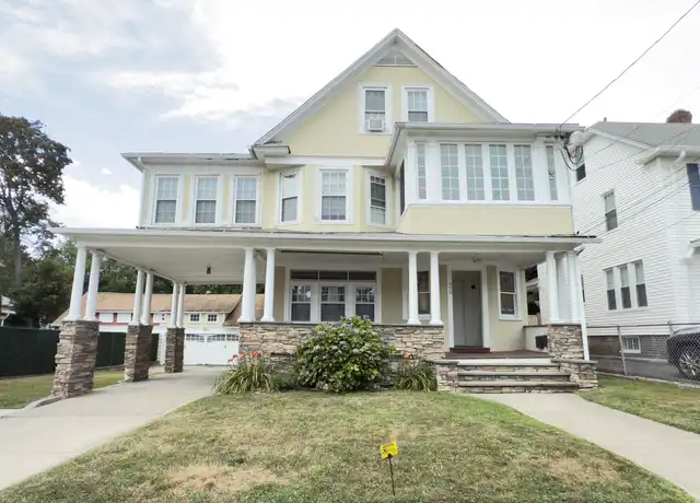 Property at 450 Davidson St, Bridgeport, CT, 06605, 2 beds, 2 baths, [object Object]