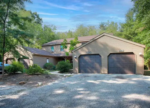 Property at 2745 Kragspough Ct Unit 2745, Holland, MI, 49424, 2 beds, 1 bath, [object Object]
