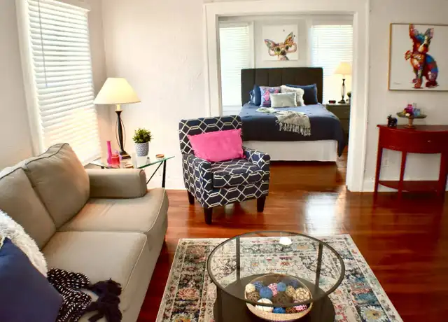 Property at 407 S Melville Ave Unit 7, Tampa, FL, 33606, 1 bed, 1 bath, [object Object]