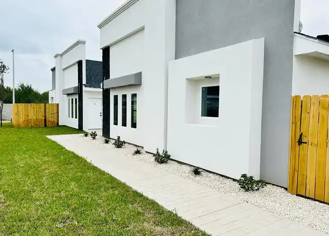 Property at 11002 N 33rd Ln Unit 1, McAllen, TX, 78504, 3 beds, 2 baths, [object Object]