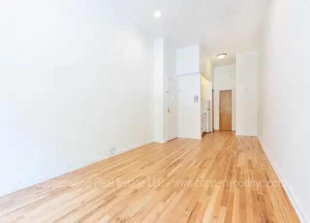 Property at 415 E 87th St Unit 1B, New York, NY, 10128, 0 beds, 1 bath, [object Object]