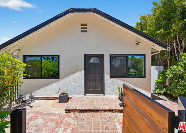Property at 925 Marine St, Santa Monica, CA, 90405, 2 beds, 1 bath, [object Object]