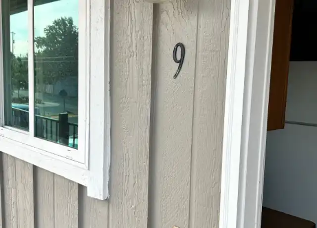 Property at 2310 E 1st Ave Unit 9, Spokane, WA, 99202, 1 bed, 1 bath, [object Object]
