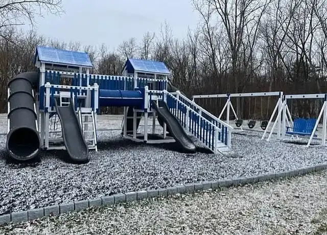 Property at Greenbush Station - 737 Columbia Tpke, East Greenbush, NY, 12061, 2 beds, 1.5 baths, [object Object]