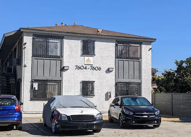 Property at 7606 S Figueroa St Unit 7, Los Angeles, CA, 90003, 2 beds, 1 bath, [object Object]