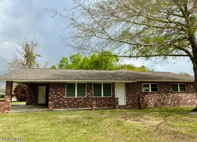 Property at 100 Jamaica St, Long Beach, MS, 39560, 3 beds, 2 baths, [object Object]
