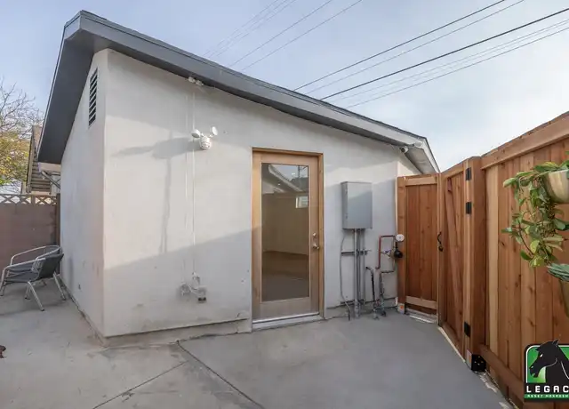 Property at 1122 W 49th St, Los Angeles, CA, 90037, 0 beds, 1 bath, [object Object]