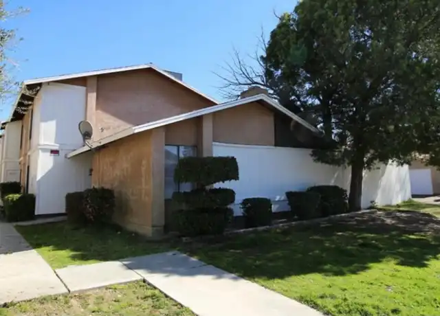Property at 4400 Tierra Verde St Unit C, Bakersfield, CA, 93301, 2 beds, 1.5 baths, [object Object]