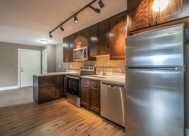Property at 1400 Neil Ave Apt 101, Columbus, OH, 43201, 2 beds, 1 bath, [object Object]