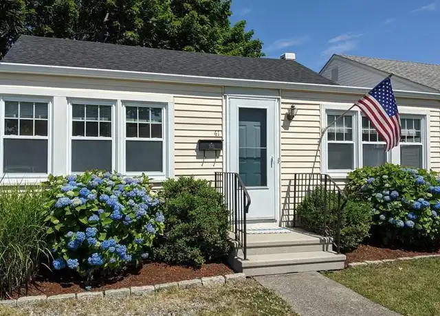 Property at 41 Town Beach Rd, Old Saybrook, CT, 06475, 2 beds, 1 bath, [object Object]