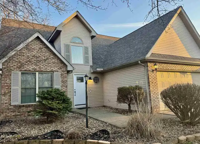 Property at 3252 S Southern Oaks Dr, Bloomington, IN, 47401, 3 beds, 2.5 baths, [object Object]