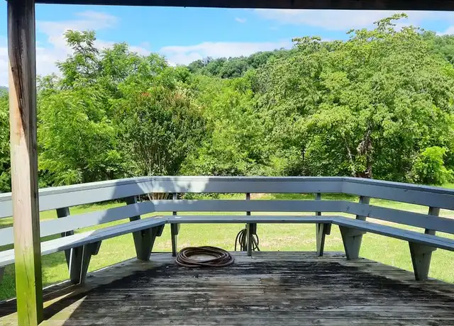 Property at 105 E Sylva Cir Apt H-2, Sylva, NC, 28779, 0 beds, 1 bath, [object Object]