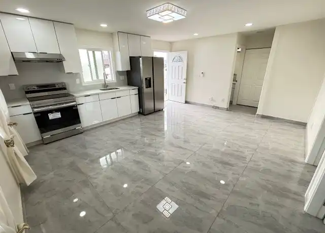 Property at 3243 Francis St Unit Upstairs 2 Bedroom, Honolulu, HI, 96815, 2 beds, 1 bath, [object Object]