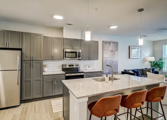 Property at Bend on Bluebonnet - 10231 Bluebonnet Blvd, Baton Rouge, LA, 70810, 1-3 bed, 1-2 bath, [object Object]