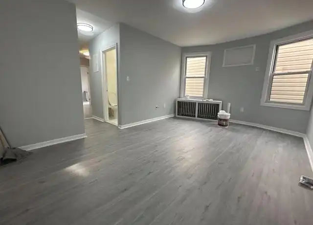 Property at 290 Woodworth Ave, Yonkers, NY, 10701, 4 beds, 1 bath, [object Object]