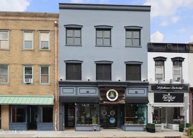 Property at 14 W Front St Unit 3R, Red Bank, NJ, 07701, 1 bed, 1 bath, [object Object]