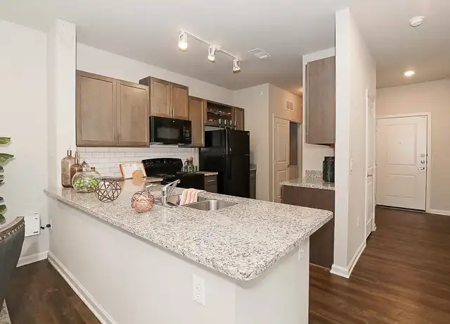 Property at Overlook Exchange - 6455 De Zavala Rd, San Antonio, TX, 78249, 1-3 bed, 1-2 bath, [object Object]