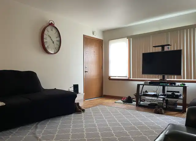 Property at 5808 Anthony Pl Apt 3, Monona, WI, 53716, 2 beds, 1 bath, [object Object]