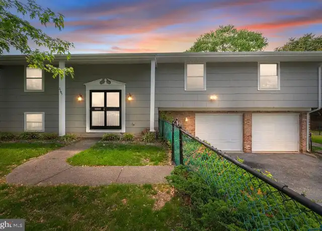 Property at 2705 Porter Ave, Suitland, MD, 20746, 5 beds, 3 baths, [object Object]