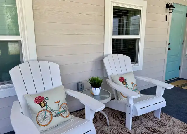 Property at 1357 Lakeshore Dr Unit 1, Mt Dora, FL, 32757, 2 beds, 2 baths, [object Object]