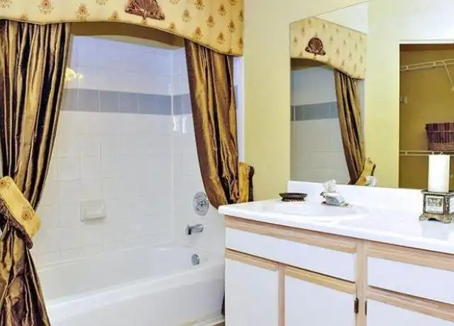 Property at 5100 W Sample Rd, Margate, FL, 33073, 1 bed, 1 bath, [object Object]