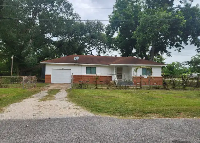 Property at 402 Poplar St, La Marque, TX, 77568, 3 beds, 1 bath, [object Object]