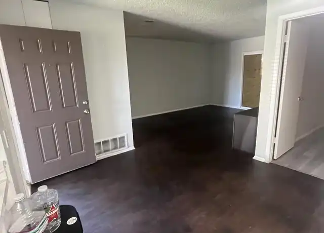 Property at 115 N Meadow St, Converse, TX, 78109, 3 beds, 2 baths, [object Object]