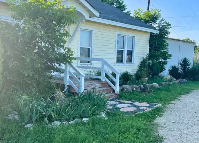Property at 30020 Leroy Scheel Rd, Bulverde, TX, 78163, 3 beds, 1 bath, [object Object]