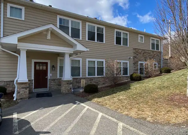 Property at 525 Beaver St Unit 100, Mars, PA, 16046, 2 beds, 2 baths, [object Object]