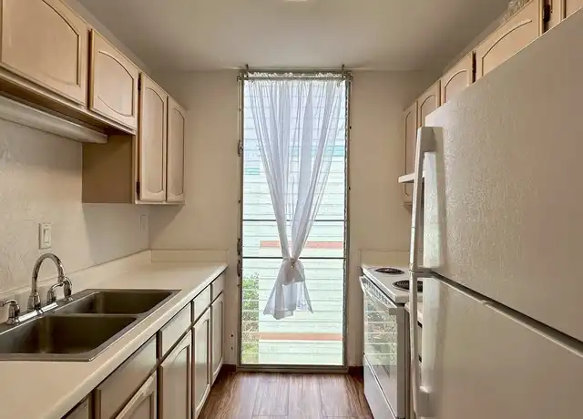 Property at 1045 Aheahe Ave #315, Wahiawa, HI, 96786, 2 beds, 1 bath, [object Object]