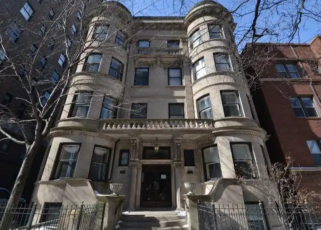 Property at 3020 N Sheridan Rd, Chicago, IL, 60657, 3 beds, 2 baths, [object Object]