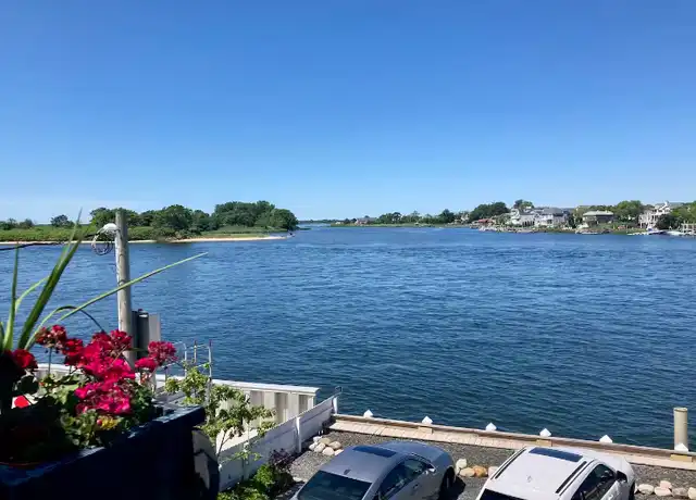 Property at 31 Center St, Rumson, NJ, 07760, 3 beds, 2 baths, [object Object]