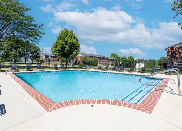 Property at Archers Pointe - 262 W Washington Center Rd, Fort Wayne, IN, 46825, 1-2 bed, 1-1.5 bath, [object Object]