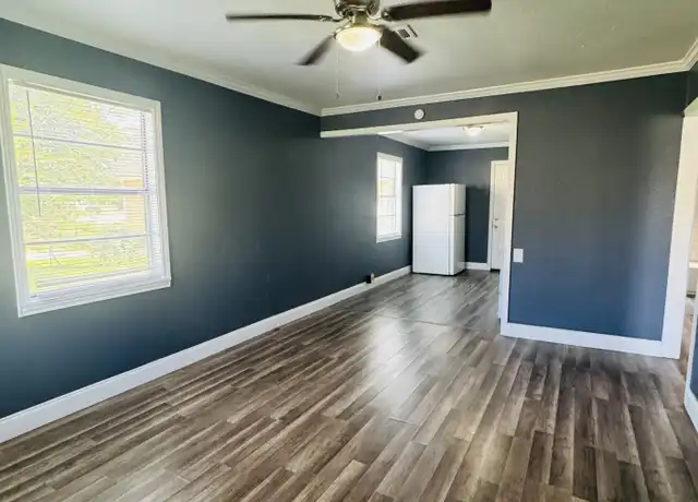 Property at 501 Knox Ave, Orange, TX, 77630, 2 beds, 1 bath, [object Object]