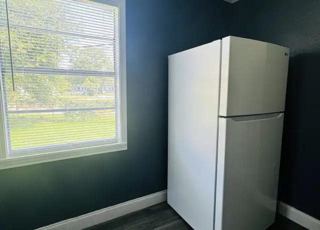 Property at 501 Knox Ave, Orange, TX, 77630, 2 beds, 1 bath, [object Object]