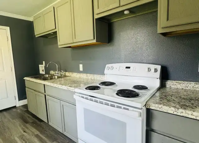 Property at 501 Knox Ave, Orange, TX, 77630, 2 beds, 1 bath, [object Object]