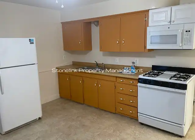 Property at 234 East St Unit 2F, Pawtucket, RI, 02860, 1 bed, 1 bath, [object Object]